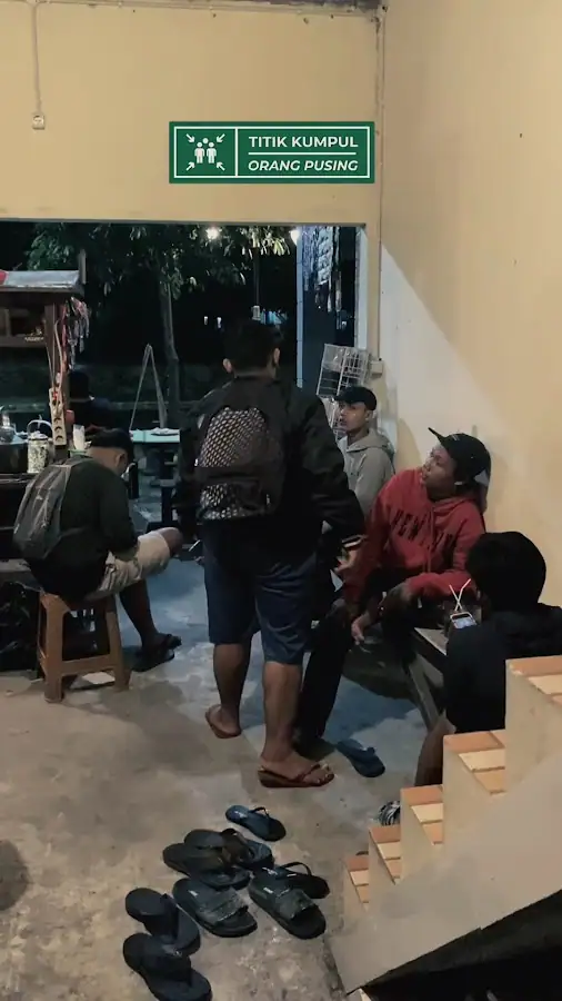 Angkringan Tiga Putra/Warmindo Mas Jhon — foto 2