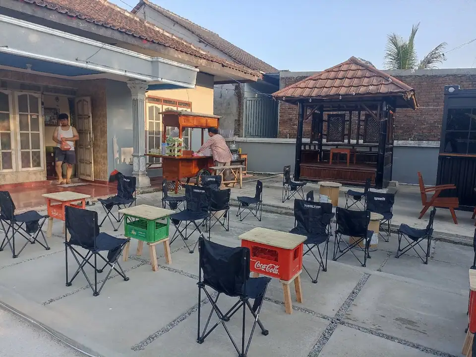 Angkringan dan Coffee Sek4wan