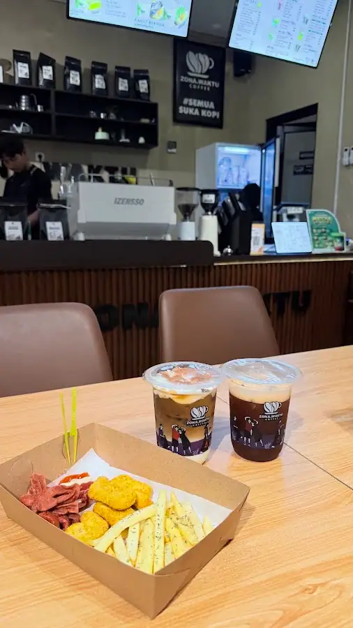Zona Waktu Coffee & Toast — foto 5