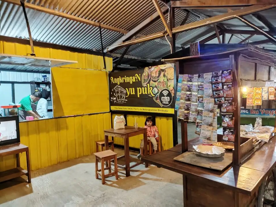 Angkringan Soto Yu Puk — foto 5