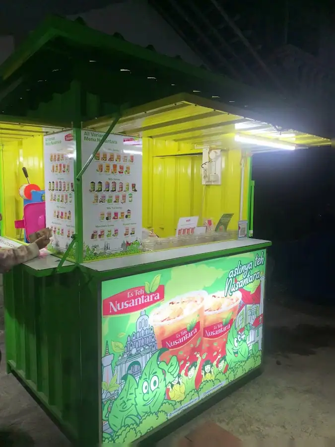 Es teh Nusantara salam