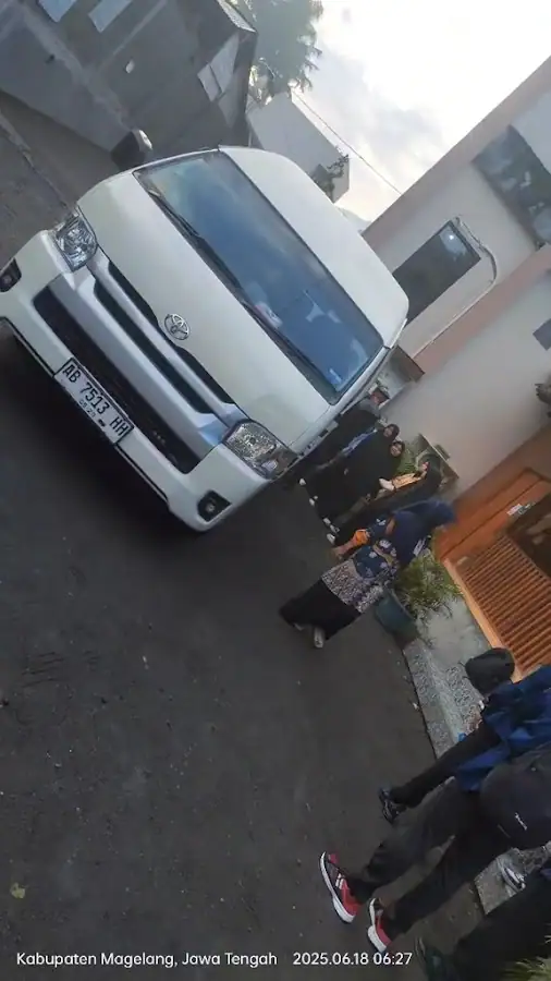 Fans transport muntilan (RENTAL MOBIL MURAH MUNTILAN) — foto 2