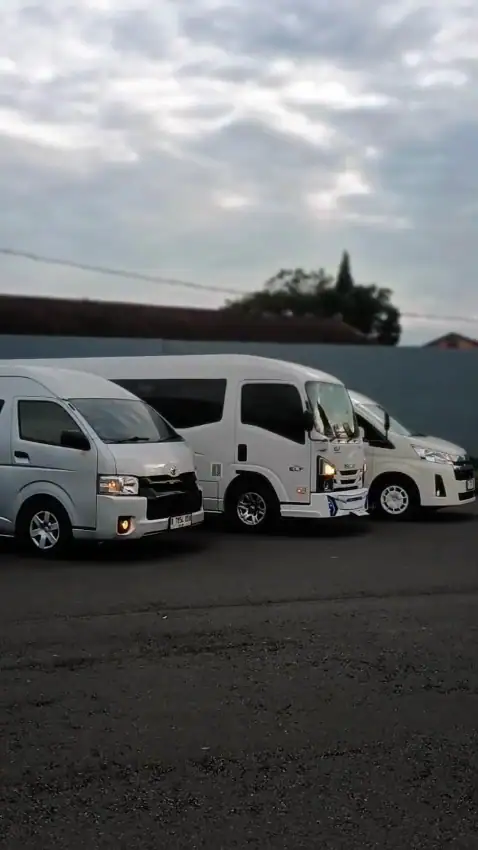 Sewa Mobil Magelang Cv Kebangkitan citra mulia 2 Transport solution. — foto 2
